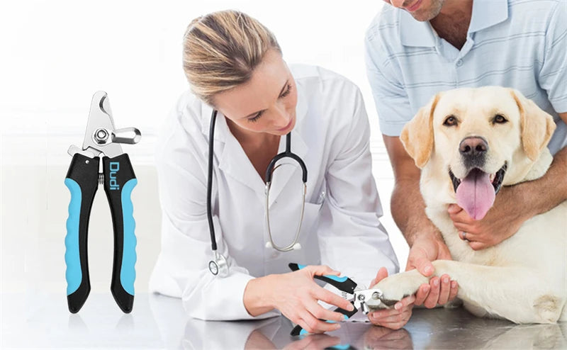 Nail Clipper with Safety Guard